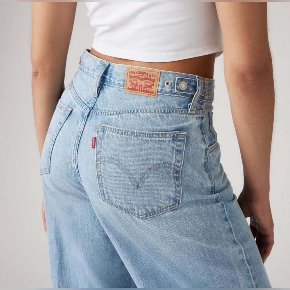 NEW! Levi's High Rise Cinch Baggy Jeans In Invested Indigo Size 30 - Picture 3 of 13